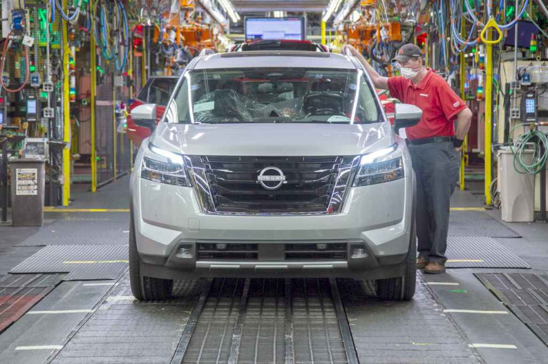 В США начали выпускать новый Nissan Pathfinder для России