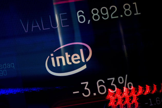 Чистая прибыль Intel за год снизилась на 5%