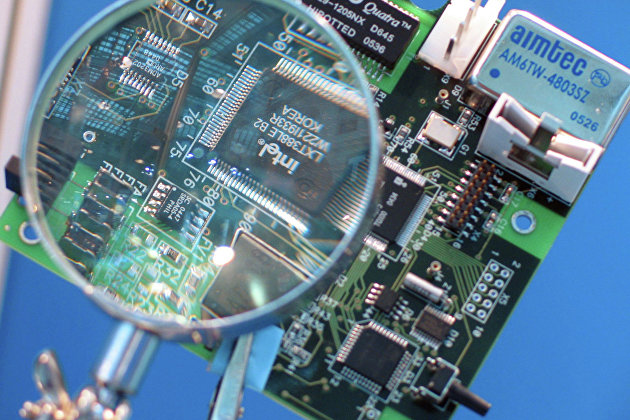 Intel покупает производителя чипов Tower Semiconductor