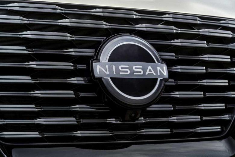 «Ниссан» продает активы в России. Кто теперь будет обслуживать автомобили Nissan?