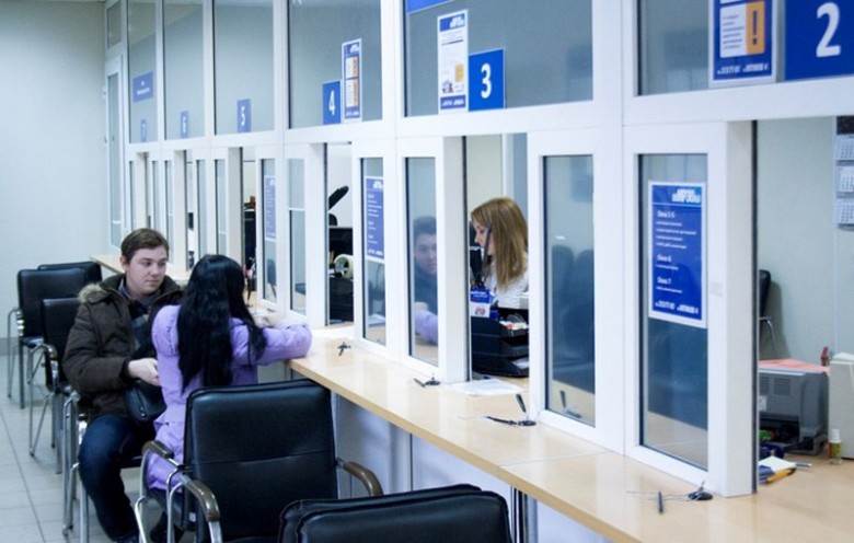 Водителей новых регионов России освободили от уплаты пошлин за регистрацию авто