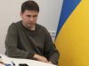 Подоляк призвал украинцев доверять известному генералу ВСУ: «Он знает про войну больше…»