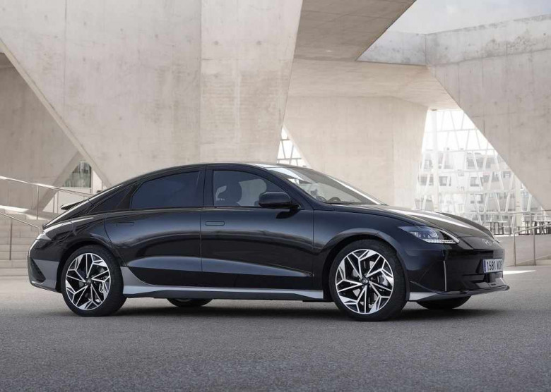 Hyundai Ioniq 6 – автомобиль года в мире 2023